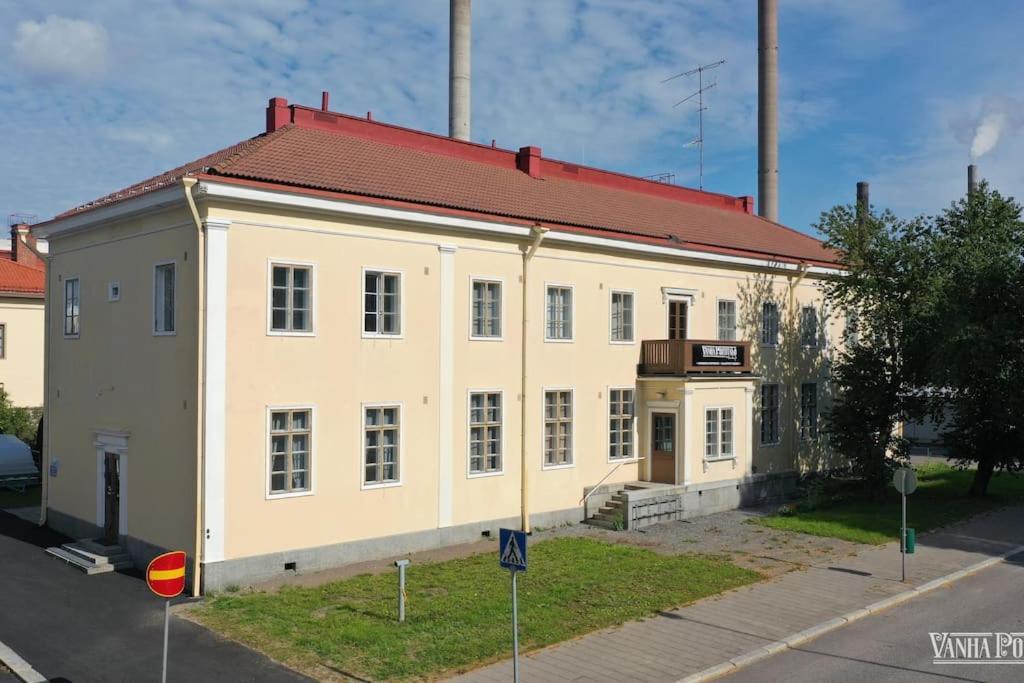 Tyylikaes City Studio, Terassi Ja Ilmainen Parkki Vanha Postitalo Varkaus Kültér fotó