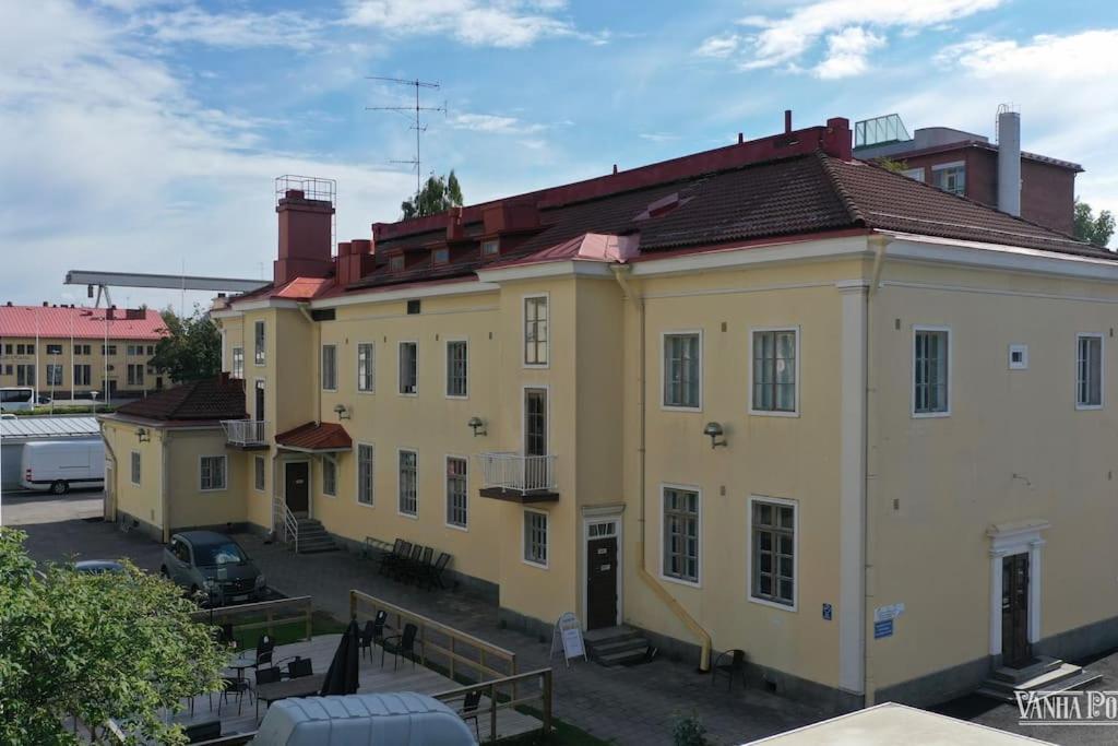 Tyylikaes City Studio, Terassi Ja Ilmainen Parkki Vanha Postitalo Varkaus Kültér fotó